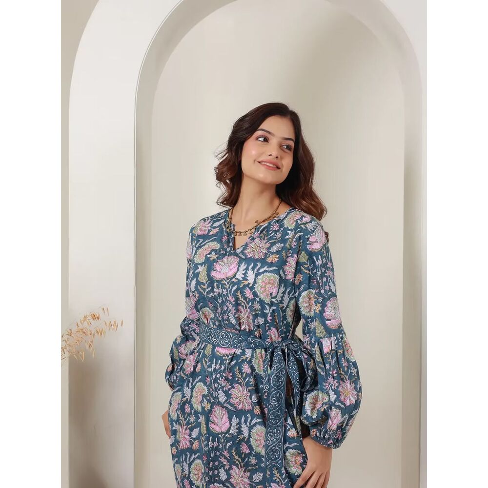 THE FOX AND MERMAID S VENICE NWOT Shante cotton blue floral printed dress maxi